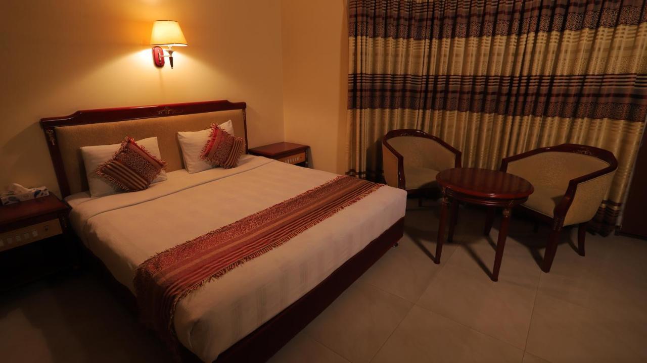 Hotel Metro International Силхет Экстерьер фото